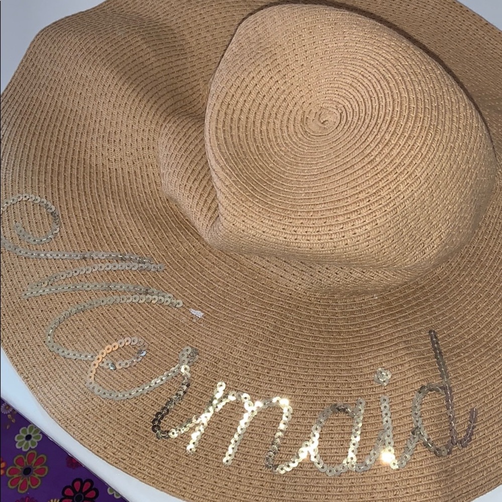 "Mermaid" floppy beach hat